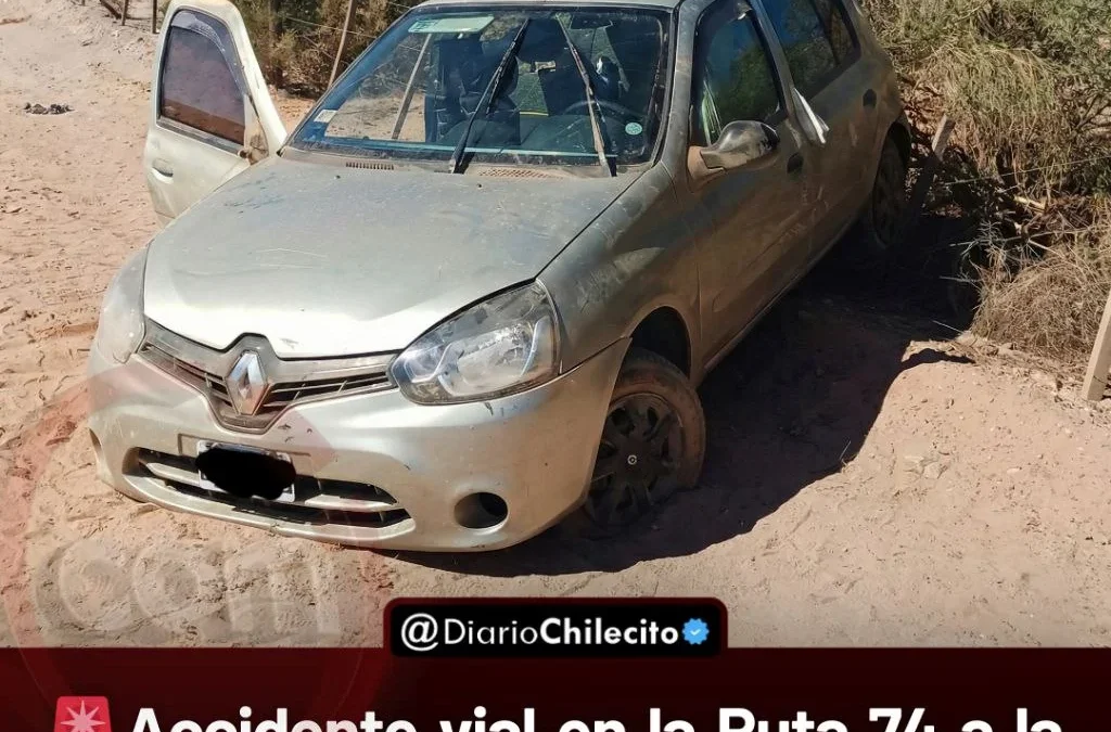 Accidente vial en la Ruta 74 a la altura de Vichigasta: un auto volcó y sus tres ocupantes salieron ilesos esta mañana.