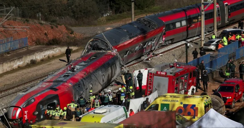 Choque de trenes al sur de España: al menos 39 personas murieron y más 120 heridas, declararon tres días de luto