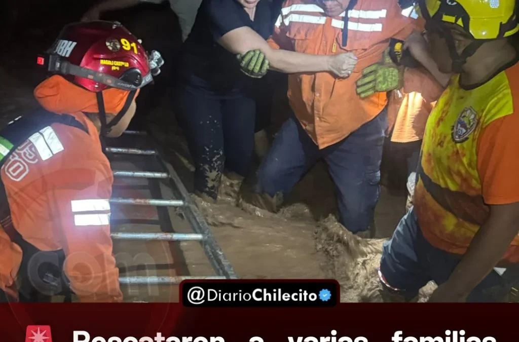 Rescataron a varias familias varadas por la crecida del Río Amarillo durante la noche de este viernes. No hubo heridos.
