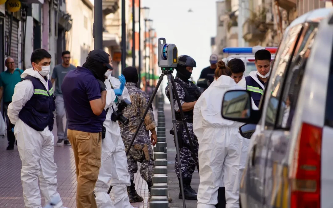 La Policía uruguaya desbarató a una banda que excavaba un túnel para robar un banco. Hay diez personas detenidas