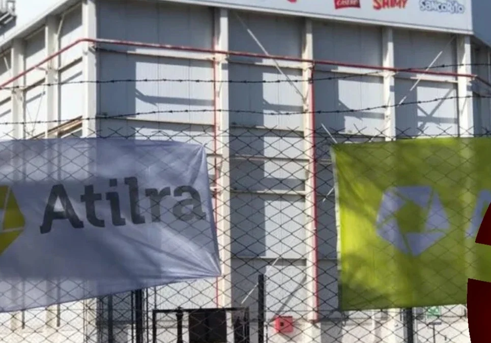 Más de 500 trabajadores de la láctea ARSA reclaman haberes adeudados e indemnizaciones tras la quiebra de la firma.