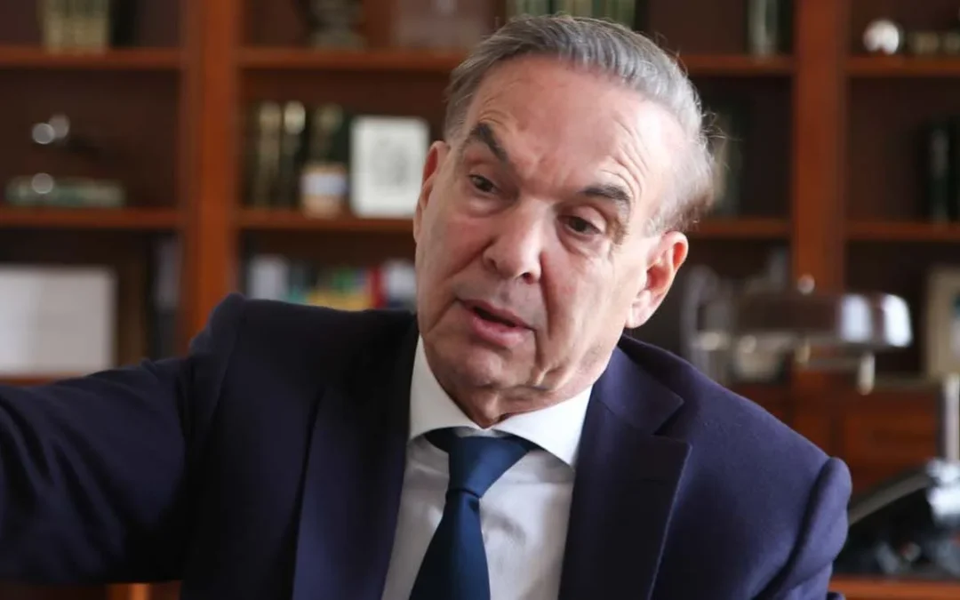 Pichetto contra el «ajuste invisible»: advierte que la verdadera reforma laboral fue la destrucción del salario