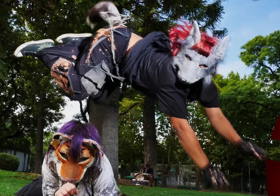 Therians: un veterinario de Misiones genera controversia tras ofrecer castración gratuita a jóvenes que se creen animales.