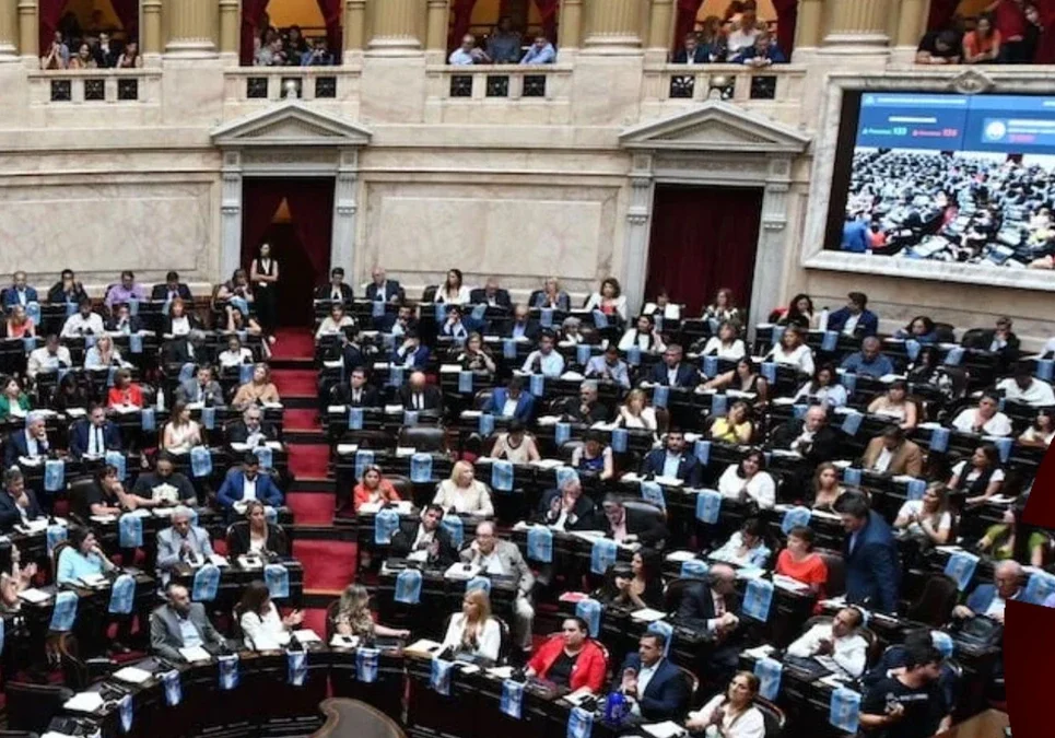 Diputados pedirán que Adorni muestre de qué manera financió el viaje a Nueva York con su esposa, en medio de un viaje oficial.