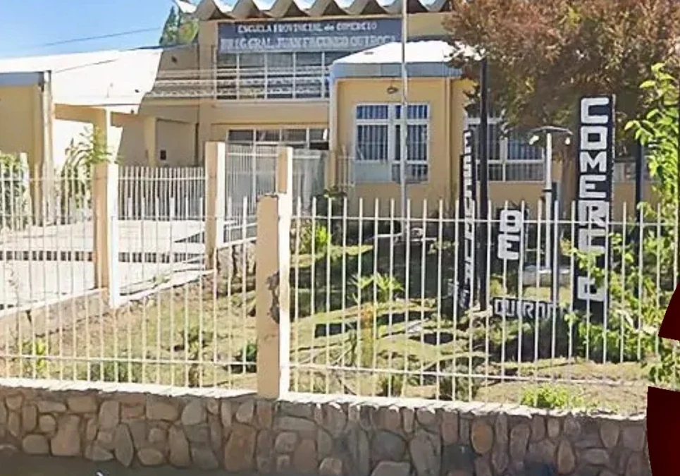 La Escuela de Comercio de Chilecito inicia el ciclo lectivo 2026 con alta inscripción y cupos limitados por la mañana.