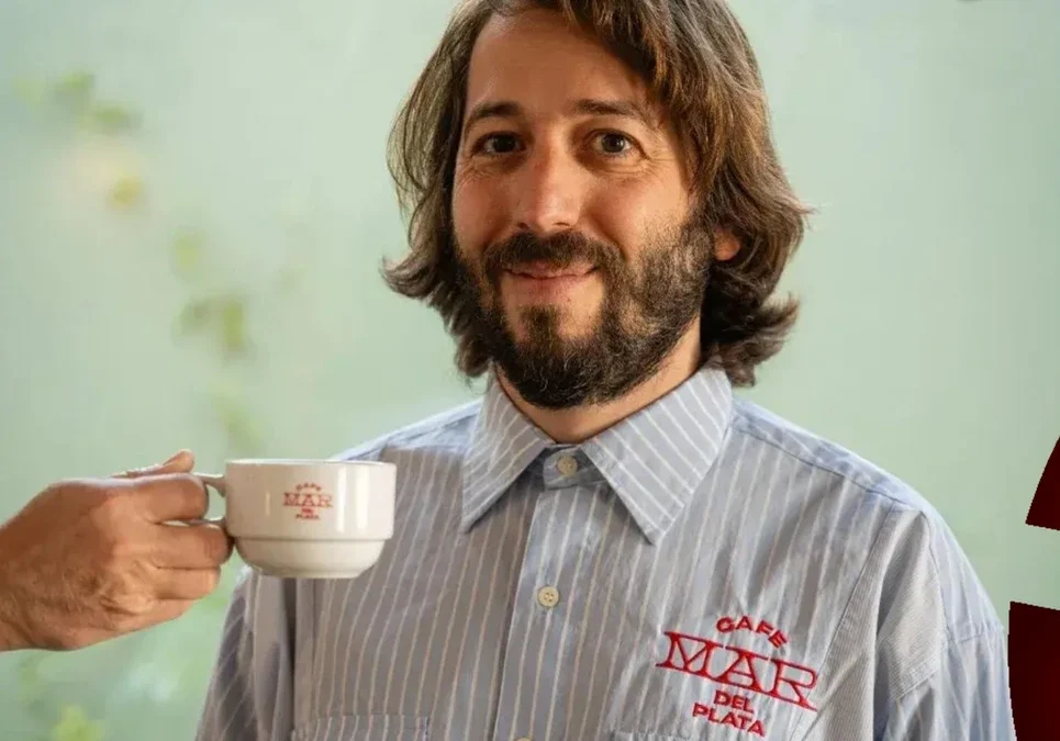 Martín Piroyansky advierte sobre la crisis en el sector gastronómico tras la apertura de su bar en Buenos Aires.