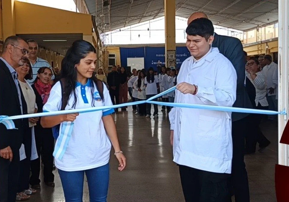 Nueva modalidad educativa en la ciudad: ofrecen secundaria con tecnicaturas en arte y salida laboral.