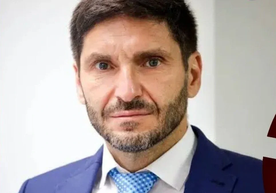 Pullaro pidió políticas que fomenten el crecimiento: «La macroeconomía cruje cuando los recursos no llegan a la gente».