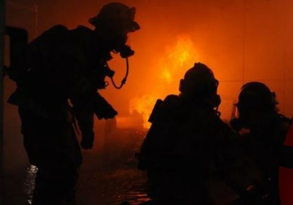 Bomberos voluntarios de la provincia contarán con un simulador de fuego vivo y nuevas herramientas de rescate.