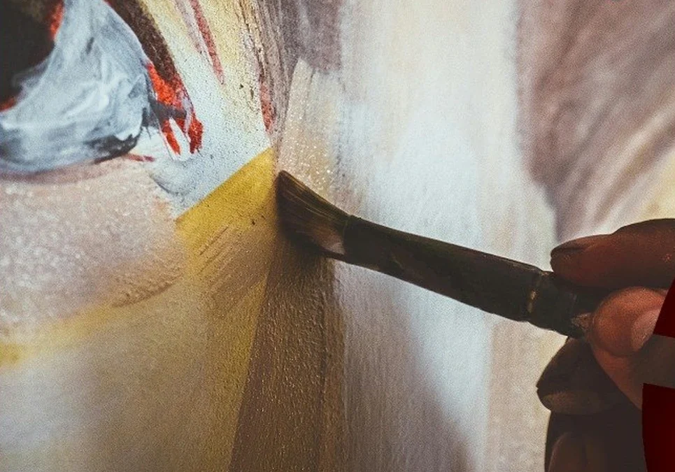 Chilecito celebra el aniversario del Centro Polivalente de Arte con una muestra artística en el Salón Gonzaleano.