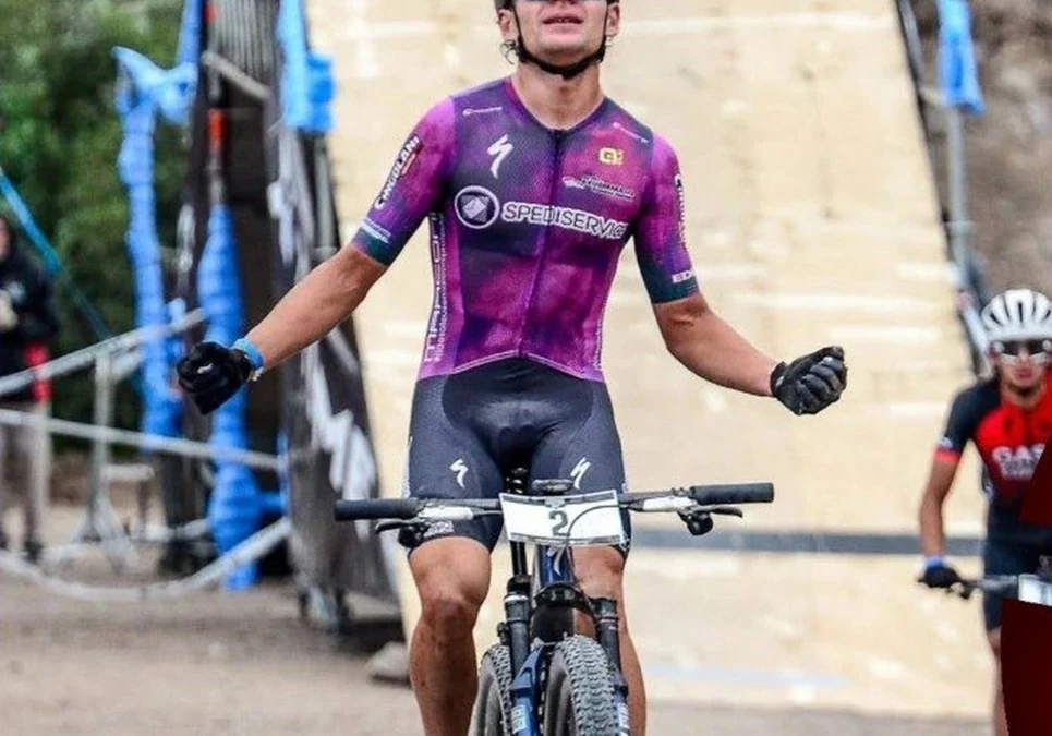 El chileciteño Agustín Durán se consagró campeón argentino de Mountain Bike en su categoría en la provincia de Mendoza.