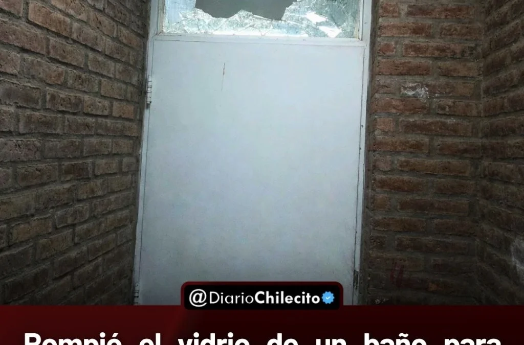 Rompió el vidrio de un baño para ingresar a la Escuela Ramírez de Velazco y fue demorado tras ser sorprendido por personal del establecimiento.