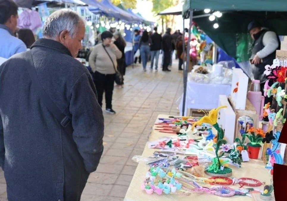 El municipio declaró de interés a la feria popular de artesanos: tras el éxito en Santa Rita, ya planifican las actividades para las vacaciones de julio.