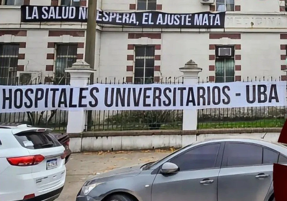 «En 45 días no sabemos si podremos atender»: el dramático pedido de los directores de hospitales de la UBA por la deuda presupuestaria.
