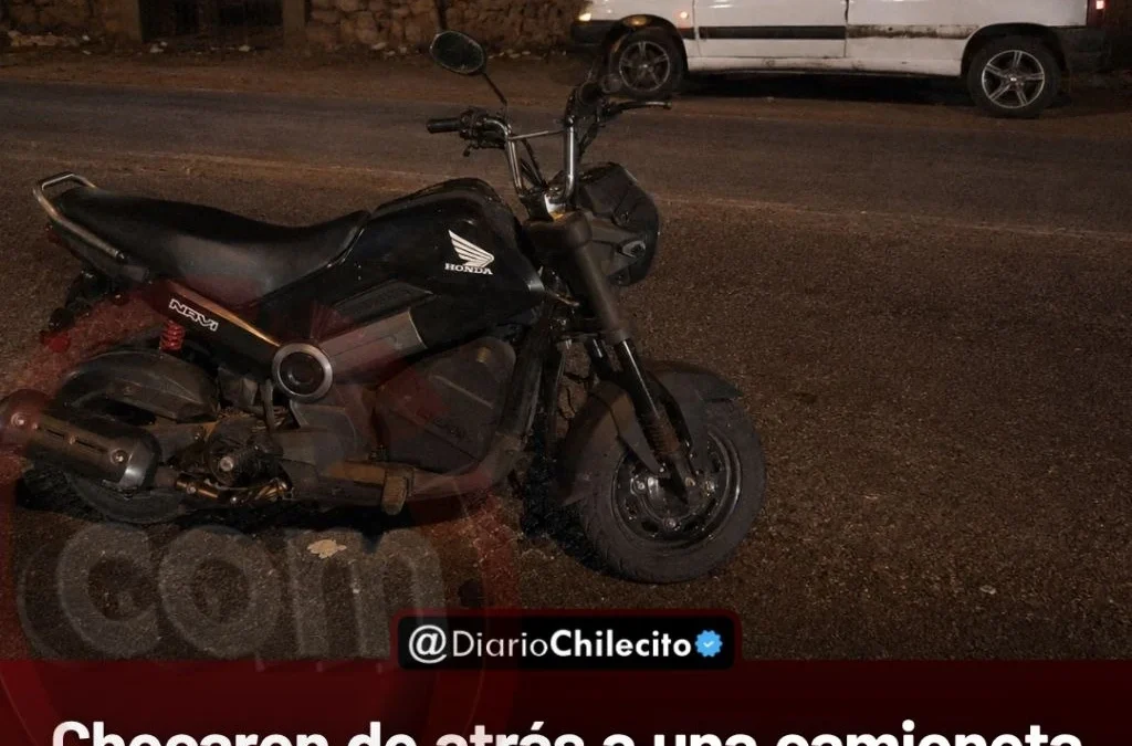 Chocaron de atrás a una camioneta en el cruce de 25 de Mayo y El Famatina: dos mujeres terminaron con lesiones lumbares.