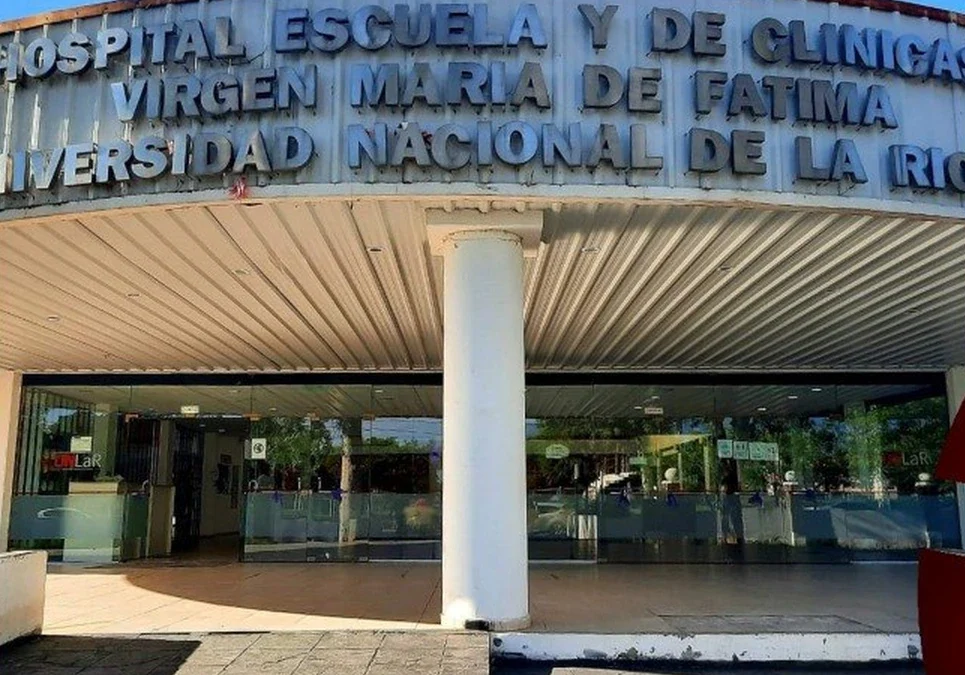 El Hospital de Clínicas de la UNLaR ofrece consultas gratuitas a distancia con 26 especialidades.