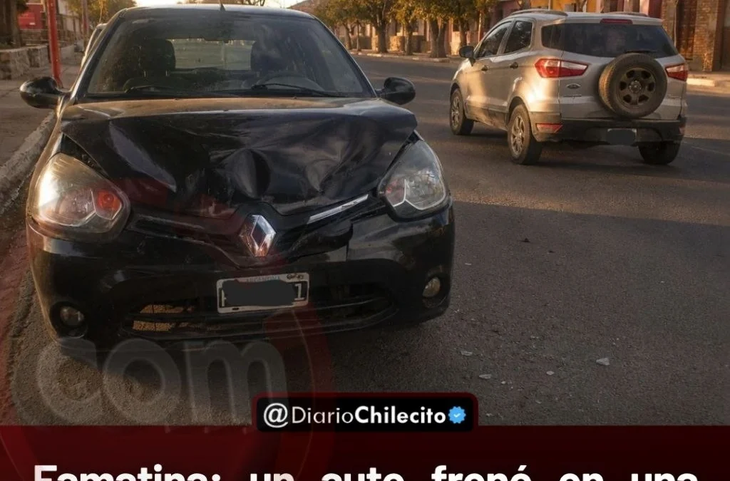 Famatina: un auto frenó en una lomada de Avenida San Pedro y otro lo impactó de atrás: solo hubo daños materiales.