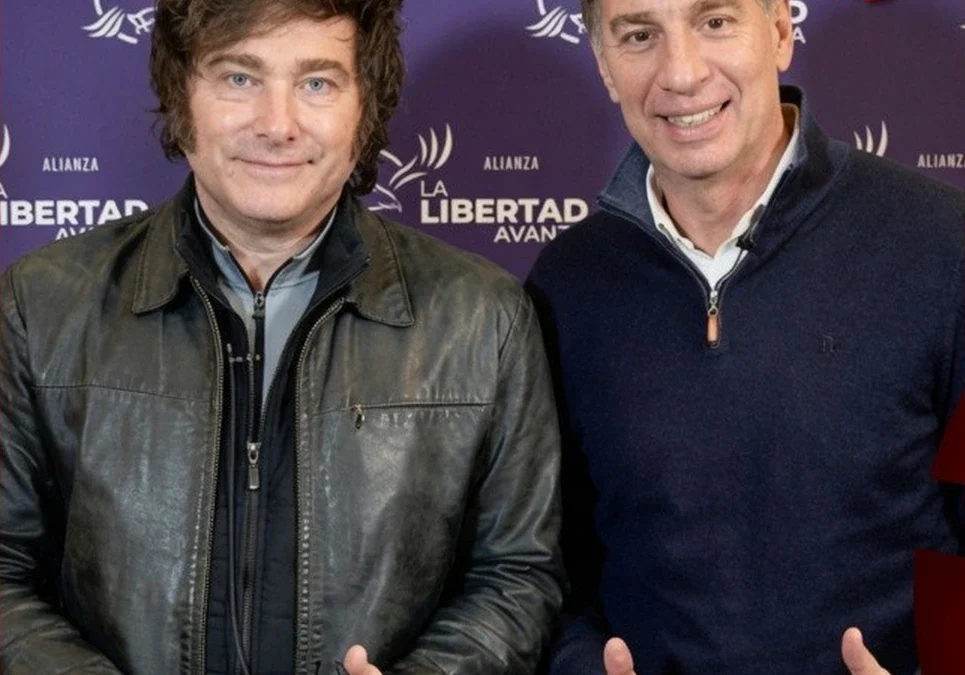 Milei llamó «engendro» y lo señalaba como corrupto a Santilli, hace pocos meses, y ahora lo nombró Jefe de Gabinete para reemplazar a Adorni.