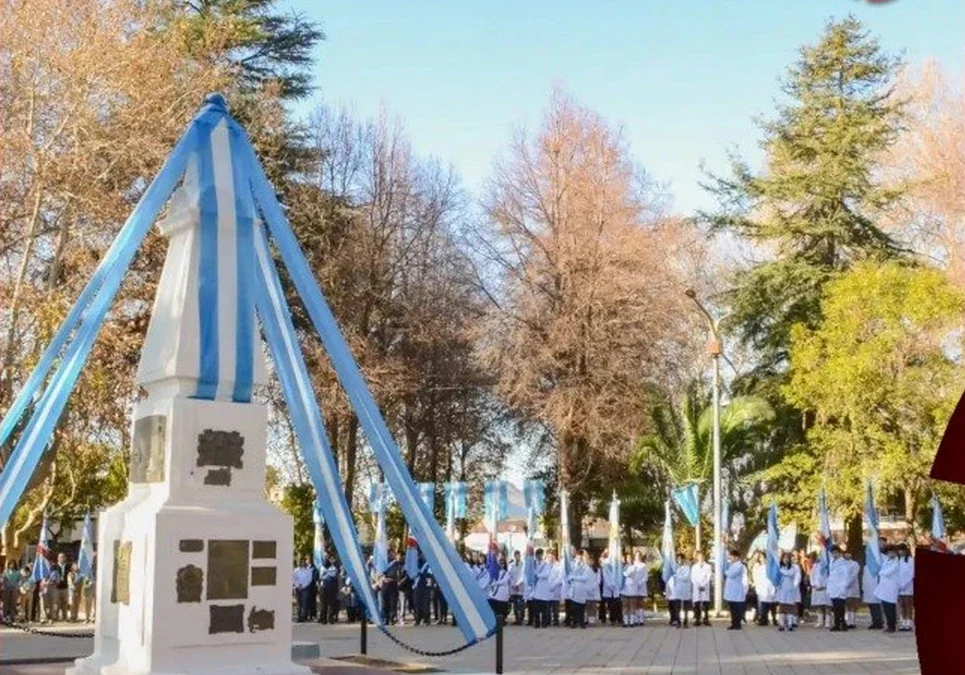 Anuncian las actividades oficiales por el Día de la Independencia: habrá tedeum, acto central en la plaza y danzas tradicionales en la calle.