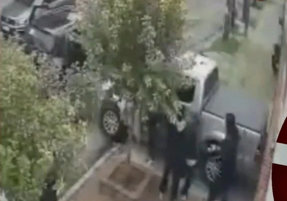 Buenos Aires: quisieron entrar a robar a su casa, les entregó la camioneta y los ladrones volvieron porque no sabían cómo ponerla en marcha.