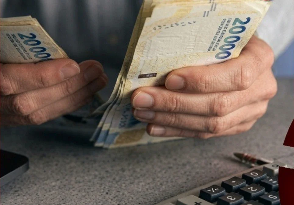 Carlos Melconian afirma que el modelo económico debe volcar dinero a la calle para reactivar el crédito.