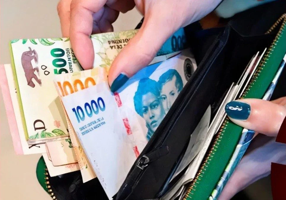 El CEO de Banco Galicia advierte que la pérdida de hasta un 30% del poder adquisitivo frenó el pago de créditos e impuestos.