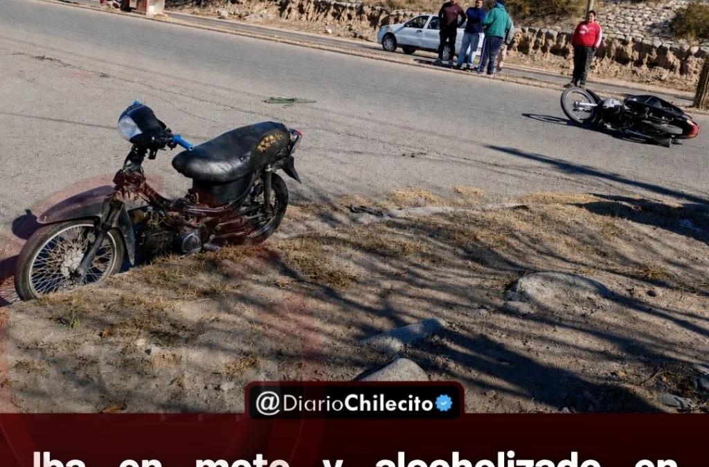 Iba en moto y alcoholizado en contramano por Avenida Circunvalación, chocó a una mujer que doblaba y terminó detenido.