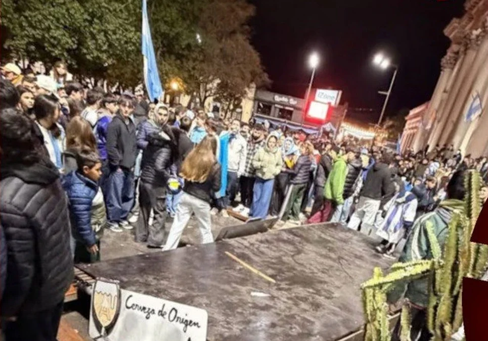 Trágico saldo nacional: los festejos por el triunfo de la Selección Argentina dejaron dos muertos, decenas de heridos y más de 60 detenidos.