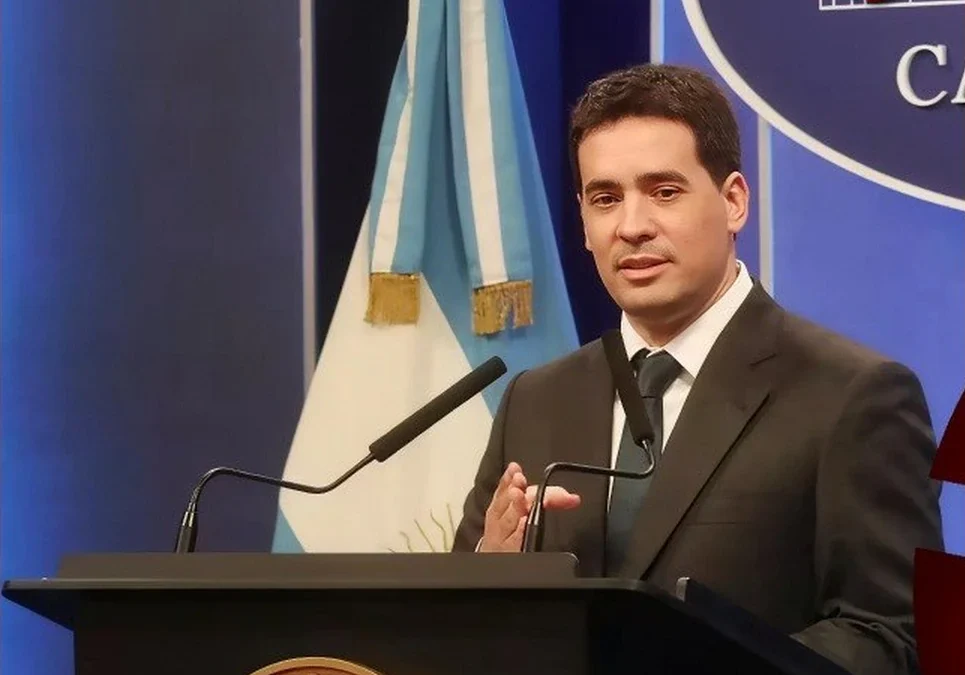 “Los niveles de consumo son altos”: el vocero presidencial Adrián Ravier respaldó la gestión económica del Gobierno.