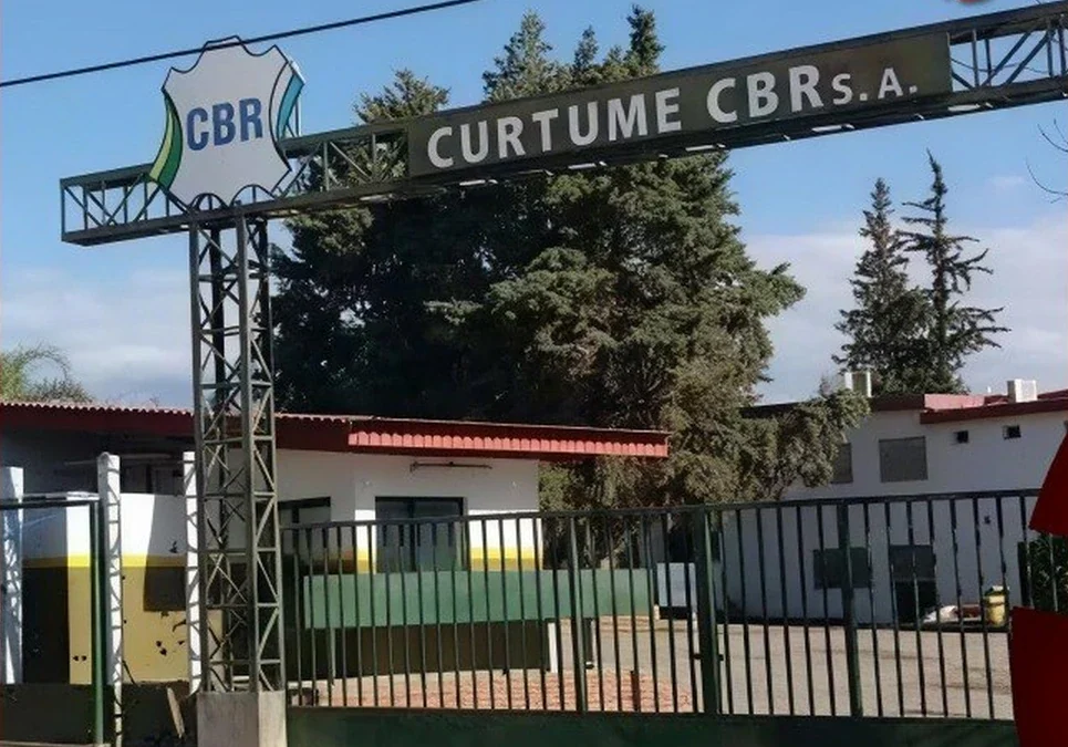 “No vamos a claudicar”: los extrabajadores de la Curtiembre sostienen el reclamo y buscan acceder a indemnizaciones.
