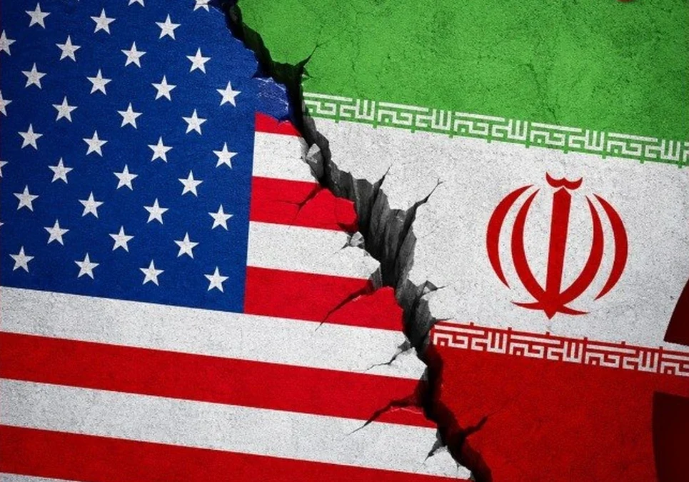Tras los ataques militares, Estados Unidos lanzó un bloqueo financiero contra Irán y Teherán advirtió que sancionará a los aliados que apoyen el cerco económico.