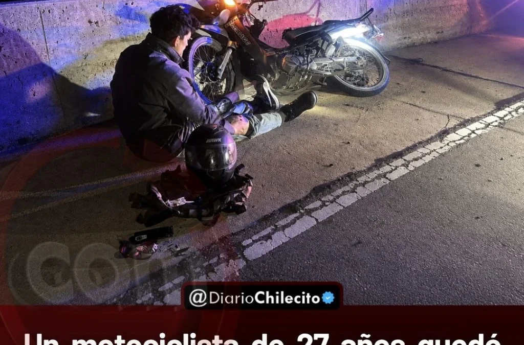 Un motociclista de 27 años quedó internado en observación tras perder el control y caer de su moto en la Cuesta de Miranda.