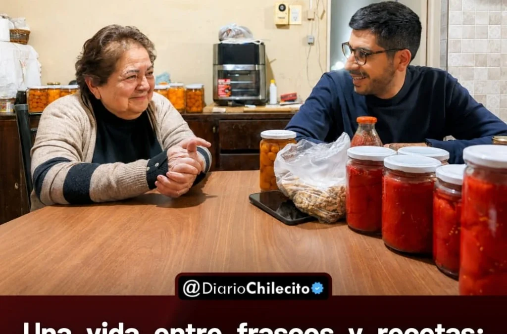 Una vida entre frascos y recetas: Rosa, una vecina de Chilecito, mantiene activo su emprendimiento a los 80 años.