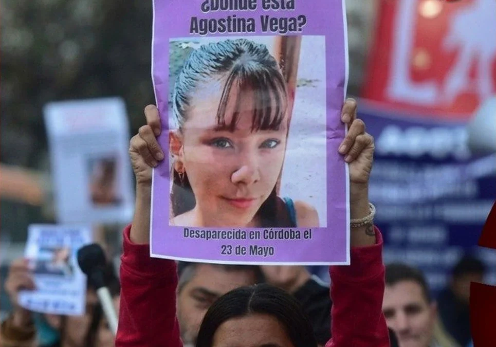 Córdoba: impulsan la «Ley Agostina» para crear gabinetes multidisciplinarios que atiendan la vulneración de menores.