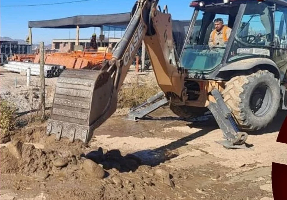El secretario de Obras Públicas confirmó la finalización de las obras de extensión de agua en los barrios El Nevado y San Jorge.