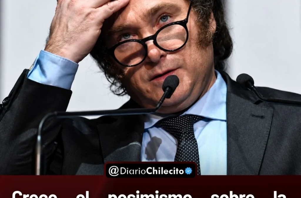 Más pesimismo sobre la economía: 56% dice que empeoró y la mitad cree que seguirá deteriorándose.