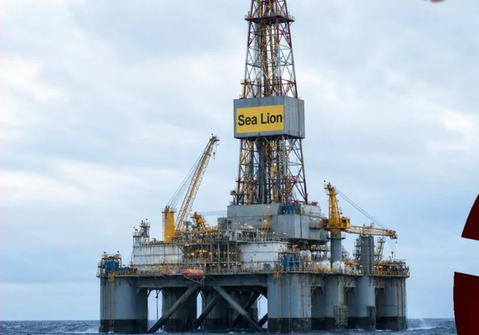 Petrolera inglesa se ríe en la cara de los argentinos y avisa que sacará petróleo de Malvinas, pese a las advertencias.