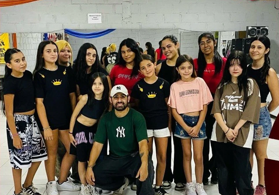 Un elenco infantil y juvenil de Chilecito junta fondos para viajar a la competencia de danza «Baila Chamical» el 19 de septiembre.
