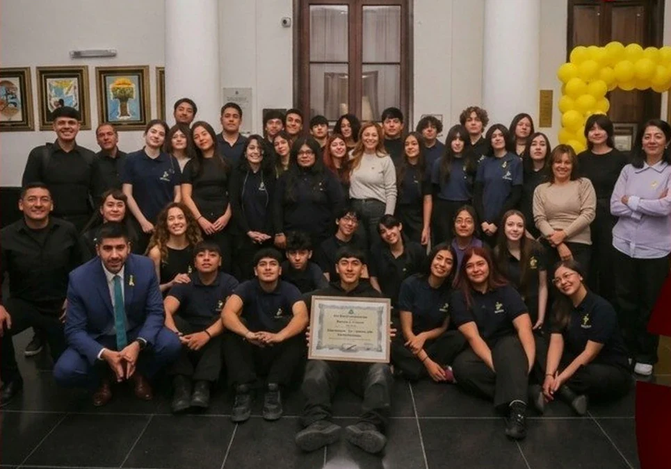 “Va a ser un antes y un después”: la Orquesta del Centro Polivalente de Arte viaja al encuentro nacional de orquestas en Córdoba.