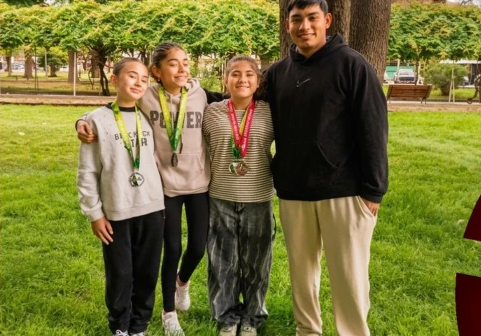 De Chilecito a Panamá: jóvenes gimnastas consiguieron un tercer puesto y dos ubicaciones entre las diez mejores.