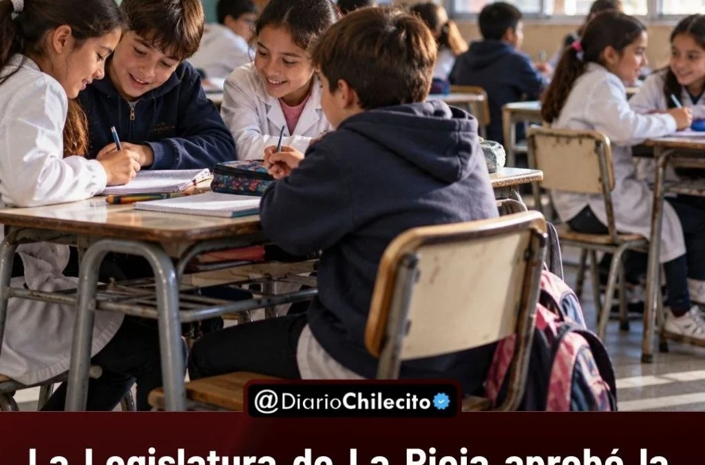 La Legislatura de La Rioja aprobó la ley que prohíbe usar celulares en escuelas primarias y secundarias, recreos incluidos.
