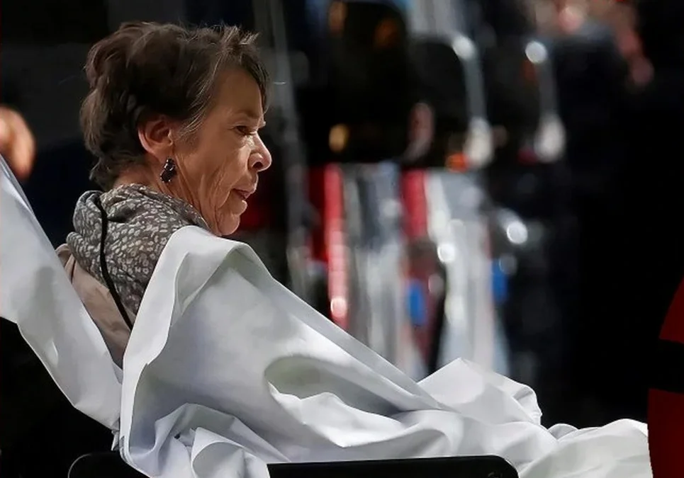Murió Maricarmen, la mujer de 87 años cuyo desalojo provocó protestas y una acampada por la vivienda en Madrid.