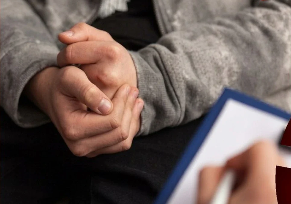 Roban para consumir: el juez Jalil propone rehabilitación para jóvenes con adicciones y una intervención que no sea solo castigo.