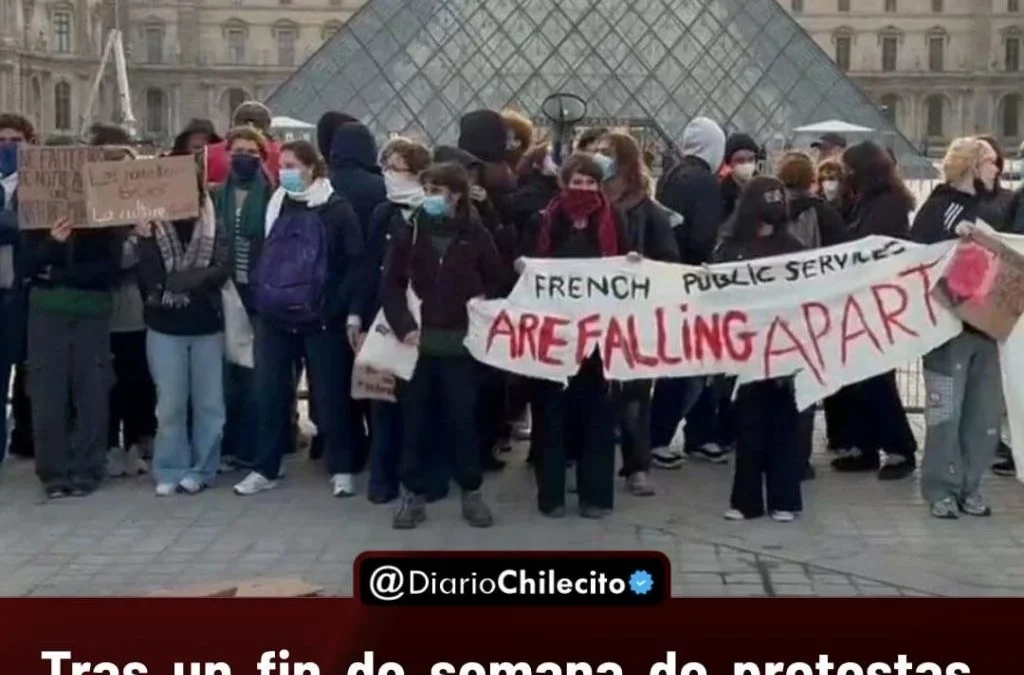Tras un fin de semana de protestas por el costo de vida en ciudades francesas, estudiantes bloquearon el Louvre y el museo no abrió